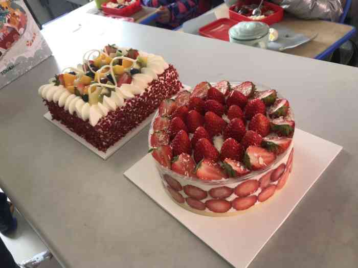 touch bread泰奇面包(金杨路店)-"这种日子过生日要拿个蛋糕,还是很