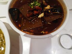 -渝是乎酸菜鱼(龙旗购物中心店)