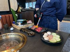 -铭牛烧肉·和牛海鲜自助(高新月牙湖店)