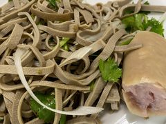 -溢心园香河肉饼总店