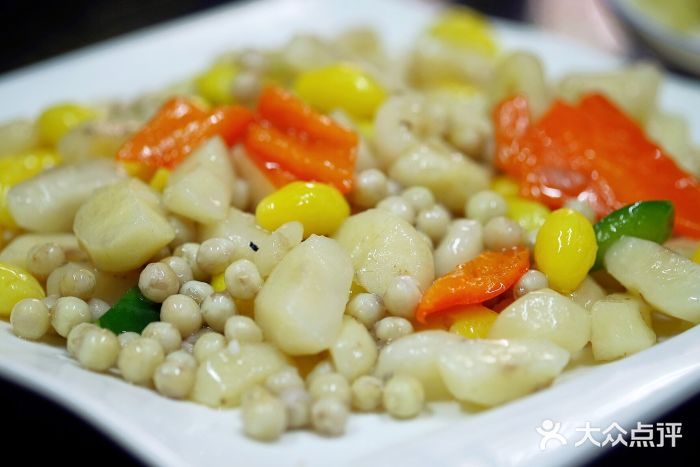 协和菜馆(凤凰街店)鸡头米炒菱角图片