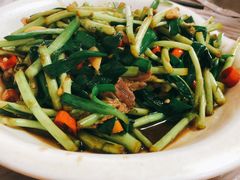 藜蒿炒腊肉-铁头烧菜馆(立新路店)