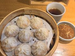 -馋三尺蟹粉小笼(人民广场店)