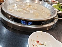 -老来福·非遗酸汤兔(凯旋路店)