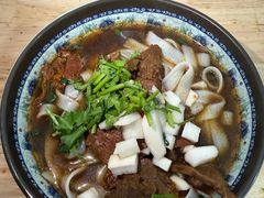 -牛师傅牛肉面(尚隆路店)