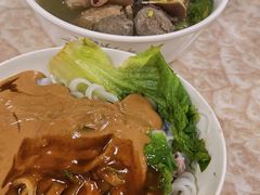 -华威达牛庄(黄埔大道西店)