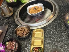 -红泥小火炉·东北泥炉烤肉(天一旗舰店)