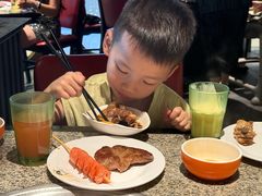 -钱小奴海鲜自助黑金店(杭州滨江龙湖店)