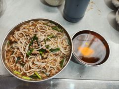 -正宗杨记普洱酸醋米线(总店)