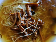 蕈油面-重元寺香积厨素斋馆
