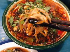 冒百叶-马路边边串串香形象店(磐石路店)