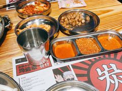 -青瓦炭韩潮烤肉(花园道店)