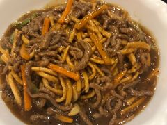 撒子牛肉丝-刘胖子家常菜·蹄花焖藕(中南店)