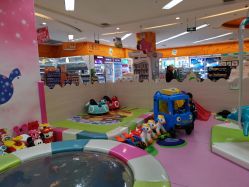 -孩子王童乐园(青岛万达店)