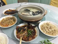 -天乐农家鱼头王(天目湖店)