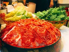 -鲜入围煮花胶鸡海鲜火锅