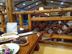 大堂-青瓦餐厅·生鱼片·韩园烤肉(西塔店)