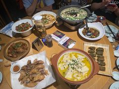-头上红煨盐鸡·非遗院子餐厅
