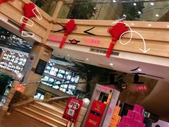 -鞍山大白鲨美食酒店