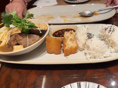 -上海和平饭店维克多咖啡厅 Victor's