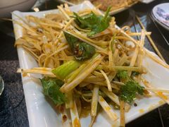 -老何太太鹤岗小串·团建聚餐(龙华店)