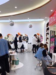 -MOVAN  HAIR莫凡匠人发型屋
