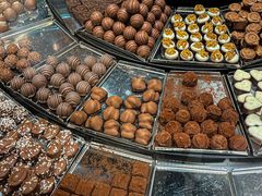 -Laderach 莱德拉(上海环贸iapm店)