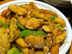 -95号酱骨·一块豆腐(展春园西路店)