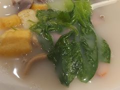 -大脸鸭记鸭血粉丝·小锅米线(水游城店)