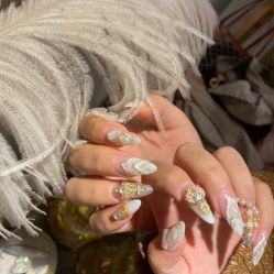 -雪儿·YuKi美甲美睫皮肤管理Salon