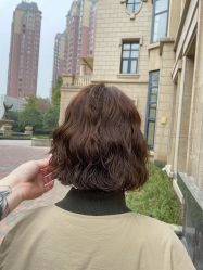 -MOVAN  HAIR莫凡匠人发型屋