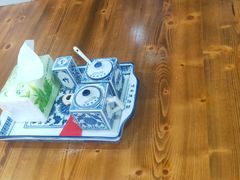 餐具摆设-寅春百年老卤面(汤山店)
