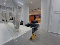 -Kraemer Paris  苏豪路易士·嘉玛发廊