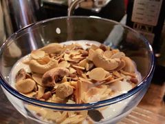 -初见咖啡(青大路店)