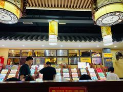 -何氏排骨(左家塘店)