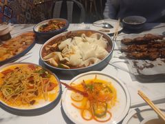 -欧提汗·新疆餐厅·清真(银都路店)