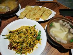 -六泰居·尔滨地标·东北菜(松北店)