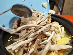 -菌之家·专业纯野生菌火锅·特色炒菌