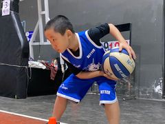 -东方启明星篮球培训(击掌校区)