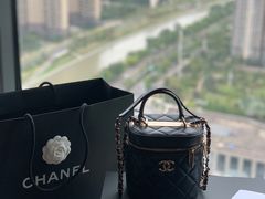 -Chanel(德基广场店)