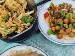 -鹤乡东北菜(崮山路店)