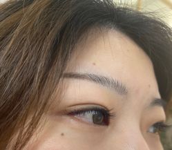 -初心纹眉洗眉·美睫专业店