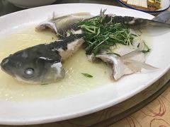 盐油水蒸山坑鲩-水乡人家私房菜(逢简店)