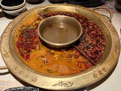 -哥老官重庆美蛙鱼头(五角场合生汇店)