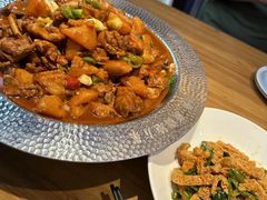 -俭寨大盘鸡·手抓肉·烧烤新疆菜(乌苏路店)
