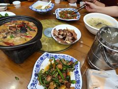 -记忆湘菜馆(芙蓉镇店)