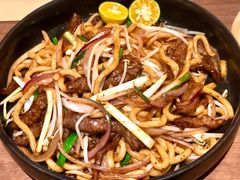 黑椒牛柳炒乌冬-来龙里 精致 东南亚餐室(万象城店)