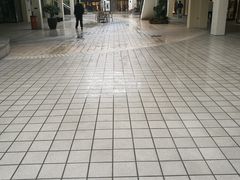 -宁波杉井奥特莱斯广场