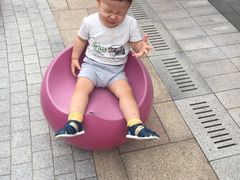 -奕欧来上海购物村停车场