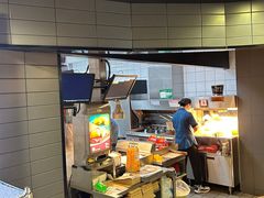 -麦当劳(民盈·国贸城店)